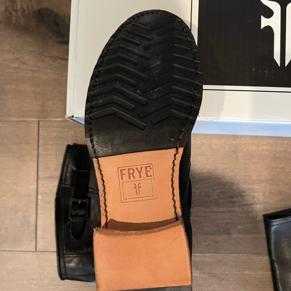 New in box Frye Veronica Slouch black boot, women’s size 8. - Picture 8 of 10